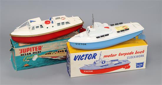 Two Sutcliffe models, Victor motor torpedo boat and Jupiter pilot cruiser, boxed